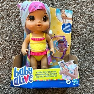 Brand new baby alive! Baby alive sunshine Love!